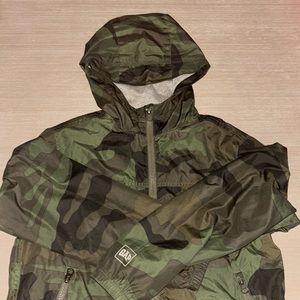 Kids gap camouflage windbreaker